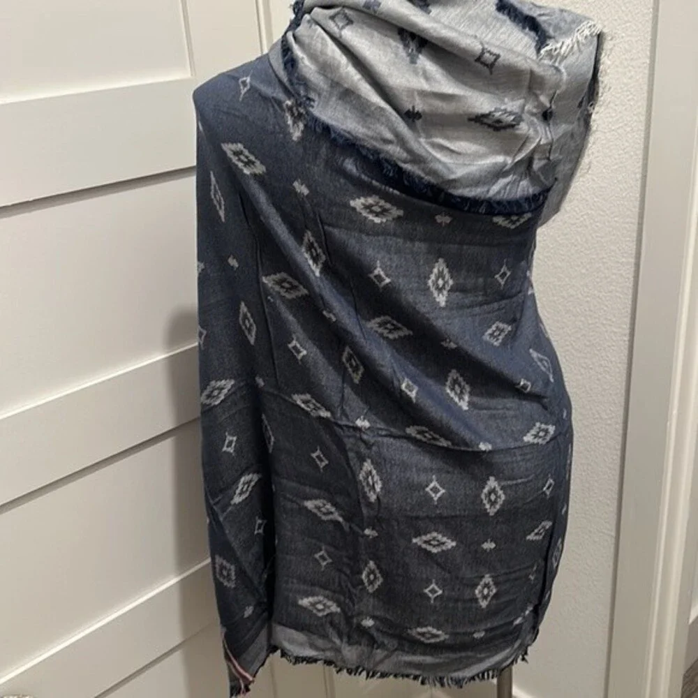 ahujasons Scarf/Wrap 🧣